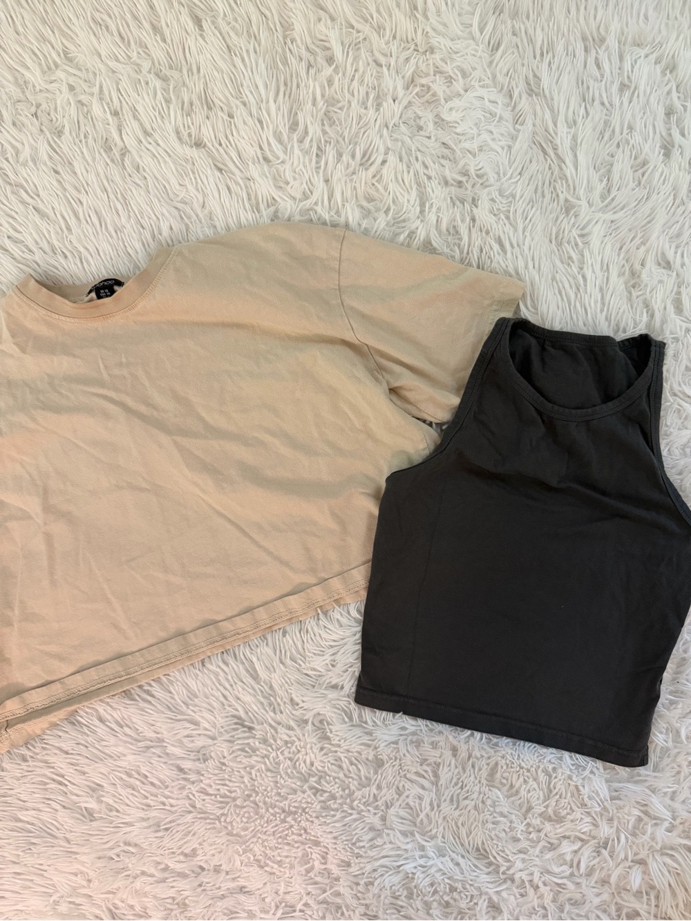 Boohoo Beige Boxy Tee & Charcoal Cropped Tank Bundle Medium